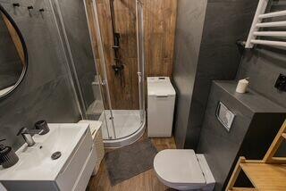 Jasne mieszkanie 46,25 m² z balkonem i piwnicą Bezpośrednio