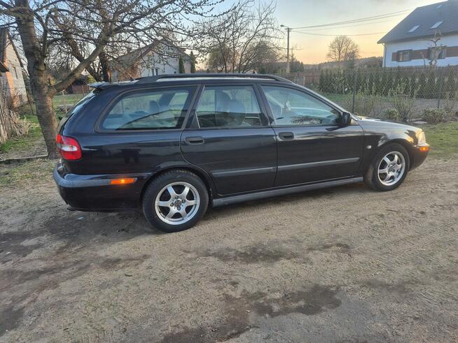 Sprzedam Volvo V40 1.9 diesel