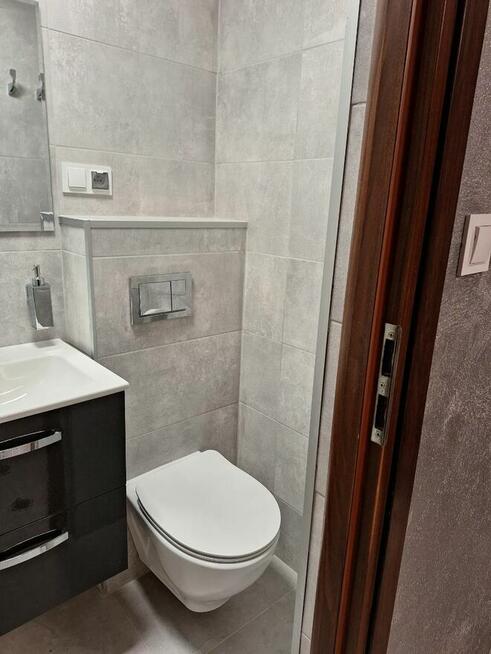 Umeblowany duży pokój dla pary, łazienka, kwatera, noclegi