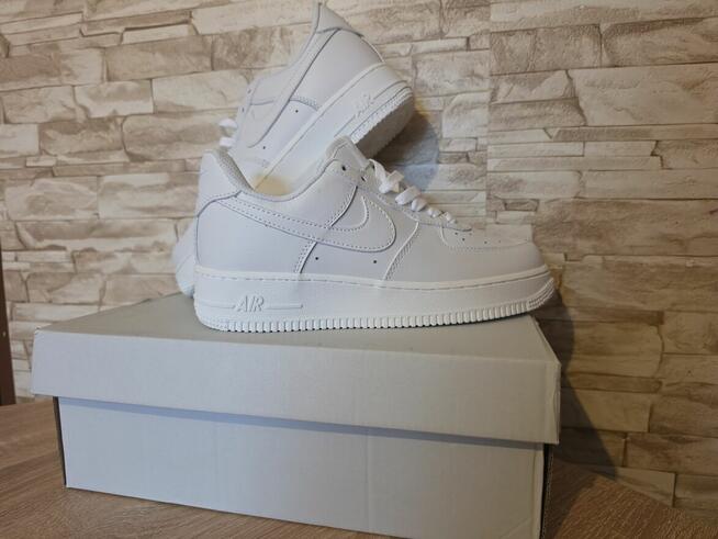 Nike Air Force 1 Low – Klasyczna Biel