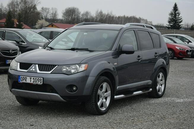 Mitsubishi Outlander 2.0D 7-Osobowy/ 4x4/ Klima/ Hak/ Skóra/ Bez Korozji/ Sprowadzony