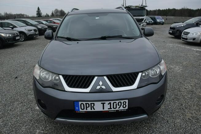 Mitsubishi Outlander 2.0D 7-Osobowy/ 4x4/ Klima/ Hak/ Skóra/ Bez Korozji/ Sprowadzony