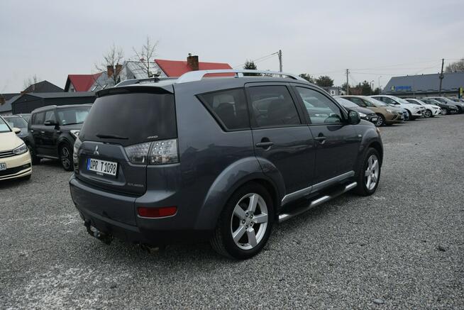 Mitsubishi Outlander 2.0D 7-Osobowy/ 4x4/ Klima/ Hak/ Skóra/ Bez Korozji/ Sprowadzony
