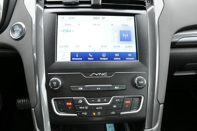 Ford Mondeo 2.0 Hybrid 187KM LED Navi Grzane fotele Grzana szyba przednia