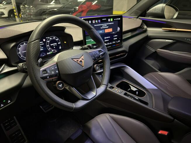 Cupra Studio Kraków - Rocznik 2025!