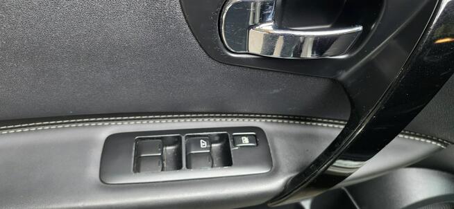 Nissan Qashqai ZOBACZ OPIS !! W podanej cenie roczna gwarancja