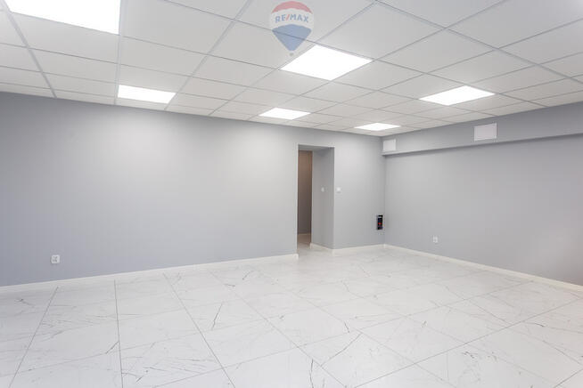 80 m² | parter z ulicy, Bałuty, parking