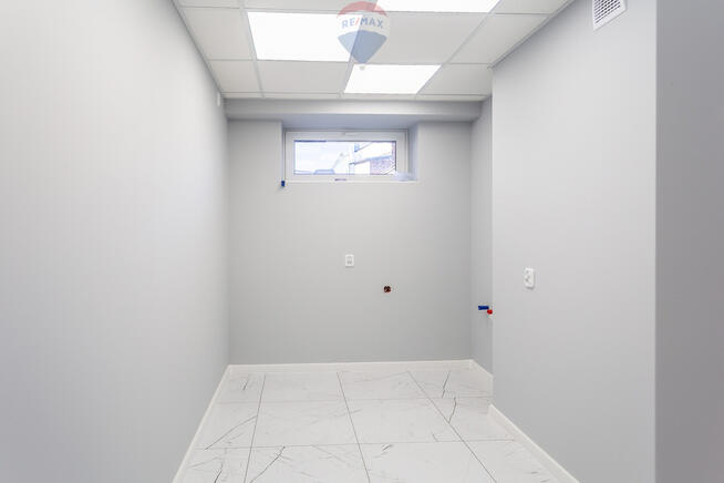 80 m² | parter z ulicy, Bałuty, parking