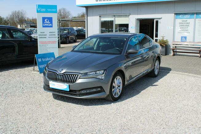 Škoda Superb Ambition DSG Nawigacja netto 69024 PLN Gwarancja Virtual