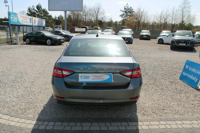 Škoda Superb Ambition DSG Nawigacja netto 69024 PLN Gwarancja Virtual