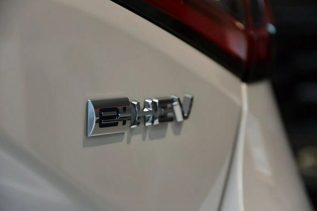 Honda Civic 2.0 i-MMD Elegance CVT !! rabat 43 175 zł !!