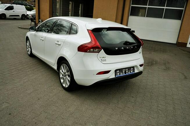 Volvo V40 1,6D2 Klima, alu R17, NAVI, Xenony, 2012r.