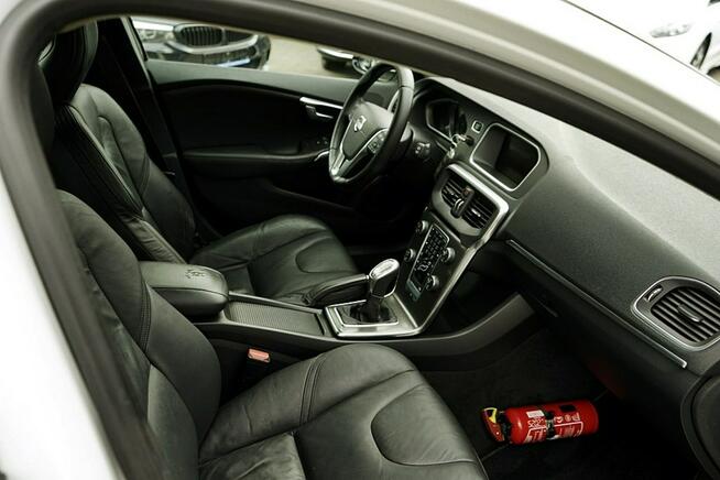 Volvo V40 1,6D2 Klima, alu R17, NAVI, Xenony, 2012r.