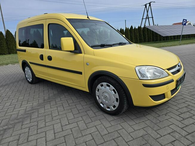 Opel Combo 1,4BENZ 5 Osób.Klimatyzacja.El.szyby.Centralka.kredyt.Hak.OKAZJA