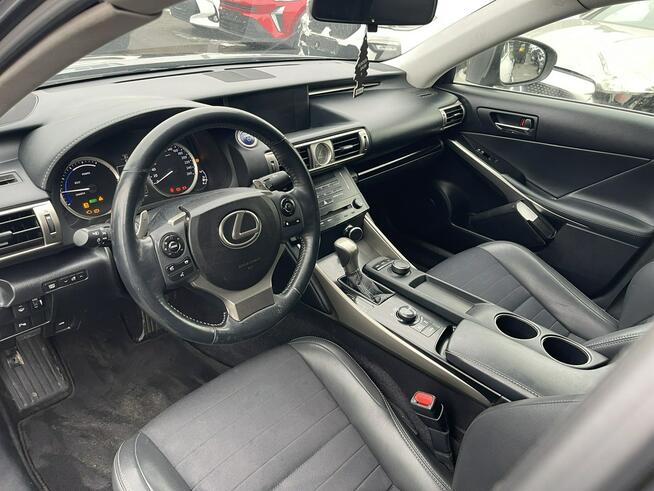 IS300H Hybryda Automat Skóra Kamera 220KM