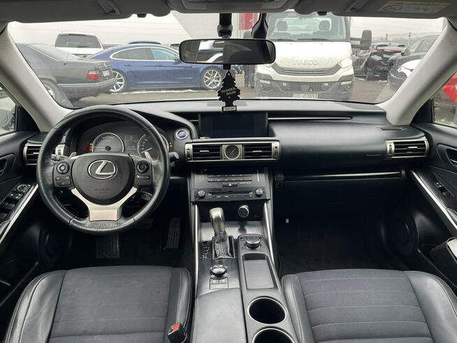 IS300H Hybryda Automat Skóra Kamera 220KM