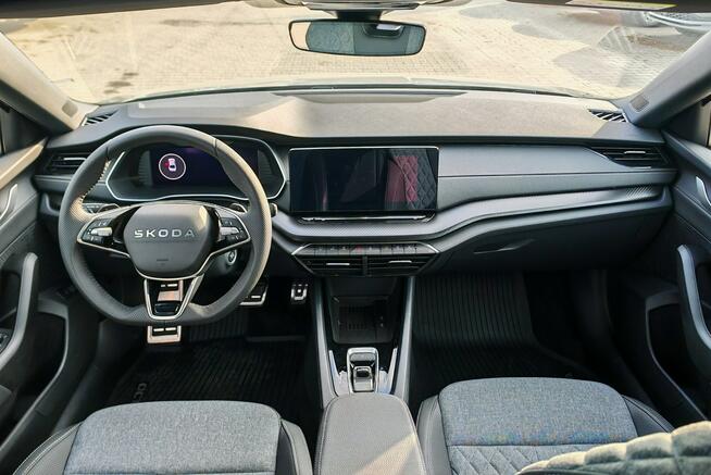 Škoda Octavia 1.5eTSI 150KM DSG Sportline 2025 1WŁ SalonPL Gwarancja Hak