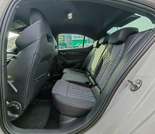 Škoda Octavia 1.5eTSI 150KM DSG Sportline 2025 1WŁ SalonPL Gwarancja Hak