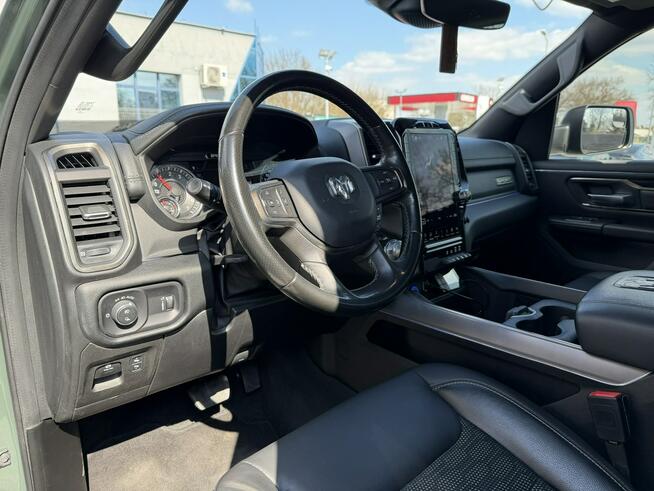 Dodge RAM FV-23%, Zmodyfikowany, LPG, SPORT, LIFT, Duży dotykowy ekran, Kamera