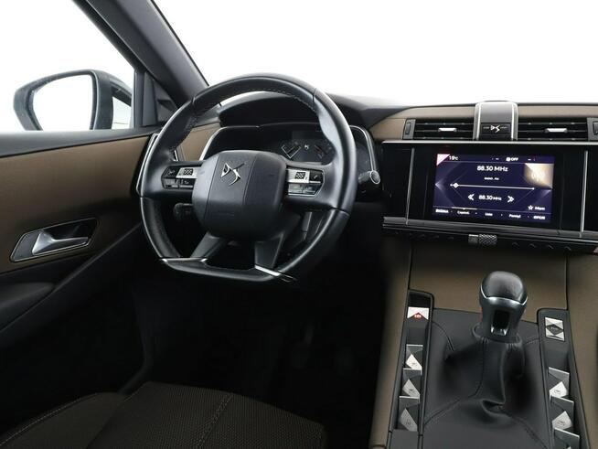 DS Automobiles DS 7 Crossback 1.5 HDi Chic Klimatronik Tempomat Navi Grzane Fotele ParkAssist Xenon