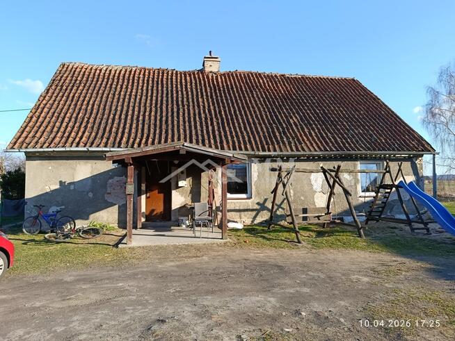 Pół bliźniaka 63m2 w Bażynach.