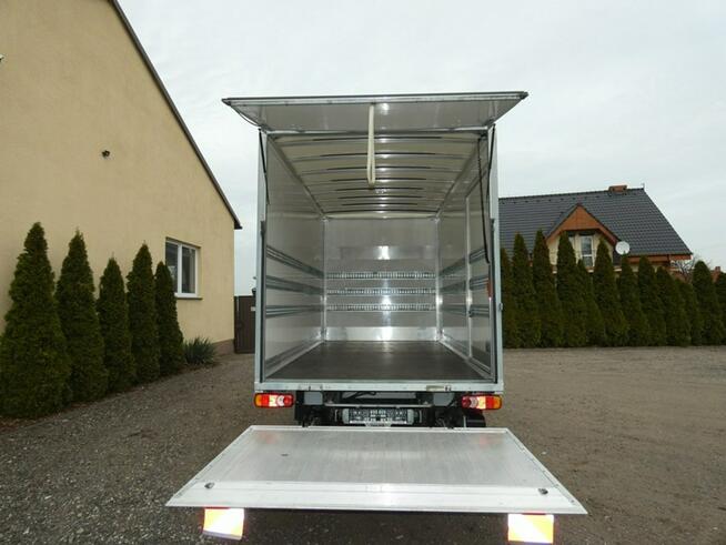 Renault Master kontener + winda drzwi boczne nawigacja