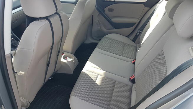 Sprzedam Golf 6 1,6 MPI 8 V z gazem