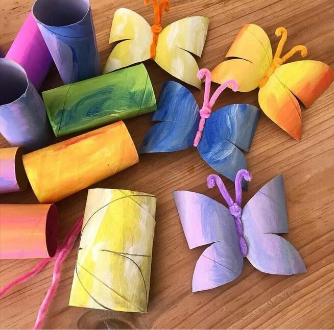 Prowadzenie zajęć upcyklingowych, sensoplastyczych