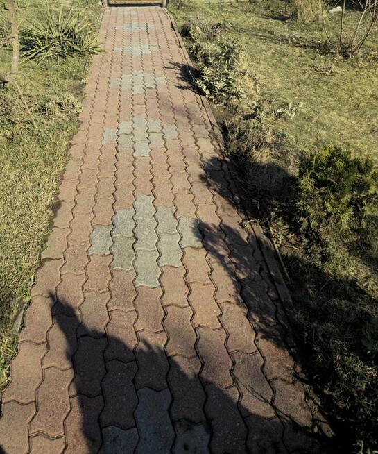 Czyszczenie kostki brukowej oraz tarasów drewnianych