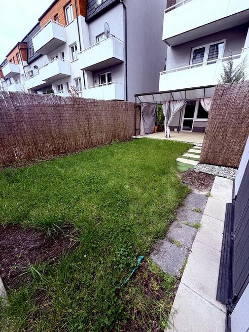 Słoneczne mieszkanie z oazą zieleni