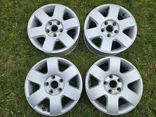 Alu Felgi VW 15 6J 5x112 ET47 !!!