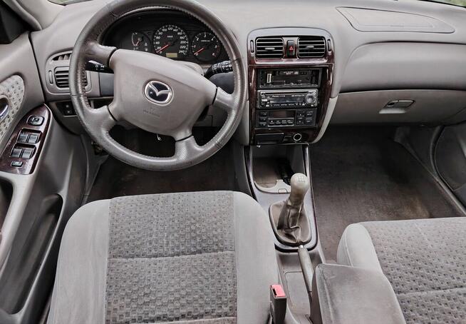 Mazda 626 GF Sedan do naprawy