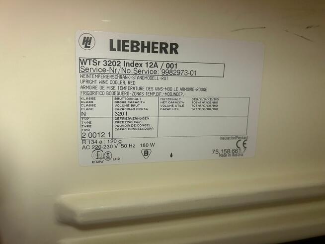 Sprzedam witrynę chłodzącą / lodówkę na wino Liebherr
