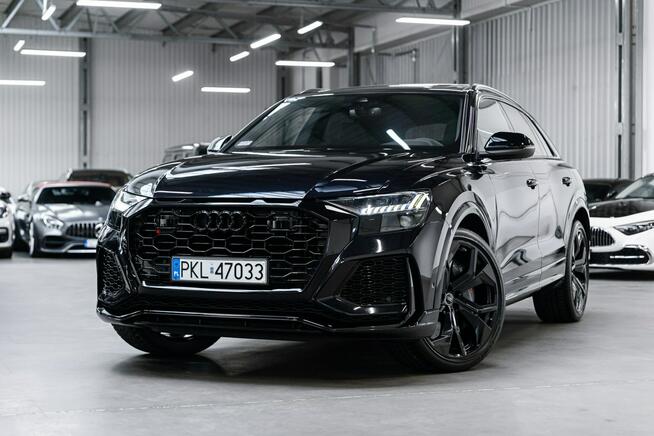 Audi RS Q8 RS Dynamic Plus, masaże, ceramika, hak, wydech RS, panorama.
