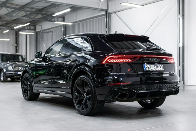 Audi RS Q8 RS Dynamic Plus, masaże, ceramika, hak, wydech RS, panorama.