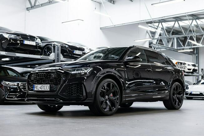 Audi RS Q8 RS Dynamic Plus, masaże, ceramika, hak, wydech RS, panorama.