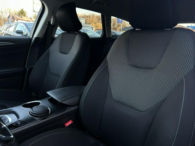 Ford Mondeo krajow Polska Poleasingowy I właściciel Serwis A VAT 23% Bezwypadkowy