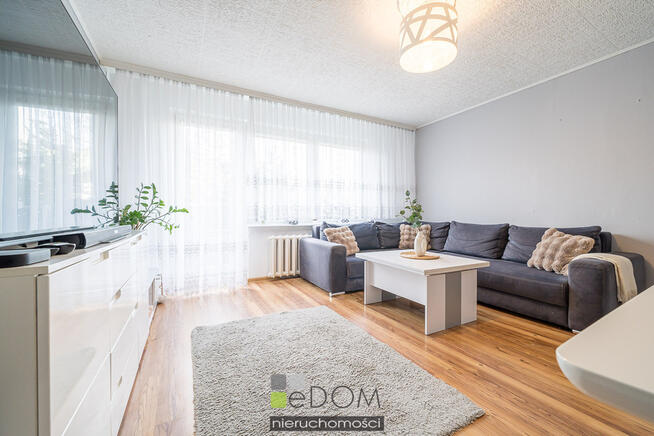 Z ogródkiem mieszkanie 3 pokojowe os. Dolinki