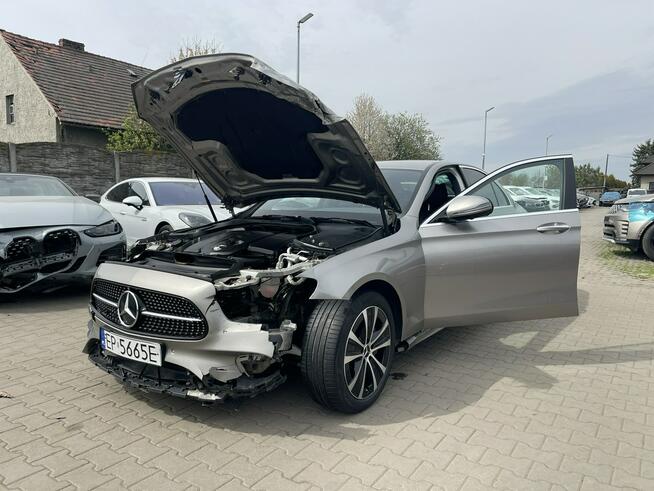 Mercedes E 220 Salon PL AMG Line mHEV Diesel 4Matic Kamera Skóra Pamięć 220KM