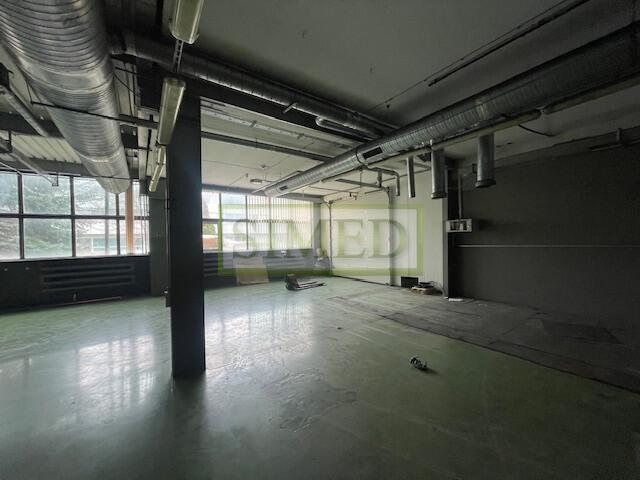 Parter,hurtownia,produkcja,magazyn,parking, 24h