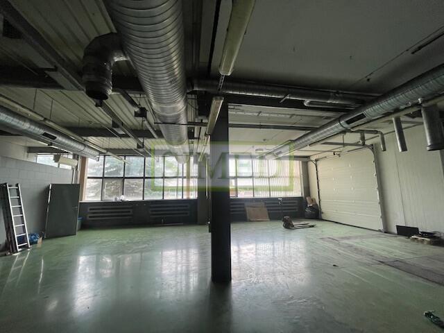 Parter,hurtownia,produkcja,magazyn,parking, 24h