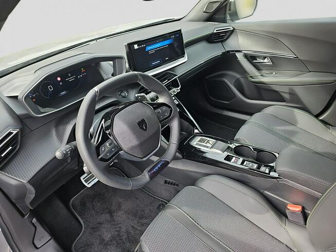 Peugeot 2008 GT Hybrid 145 KM