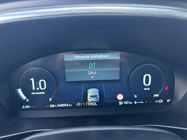 Ford Focus Titanium X 1.0 EcoBoost mHEV 155 KM