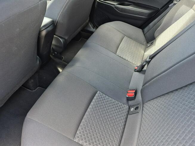 Toyota C-HR 1.8 hybryd lift Business Edition climatronic kamera grzane fotele