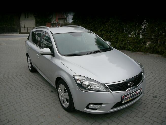 Kia Cee'd 1.6d bez rdzy kamera Navi Stan b.dobry bezwypadkowy Gwarancja 12mc