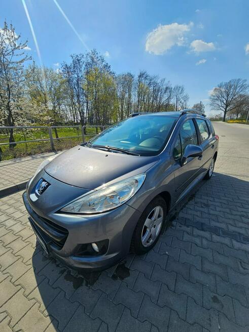 Peugeot 207 SW HDI 1.6 - 2010 r - Panorama