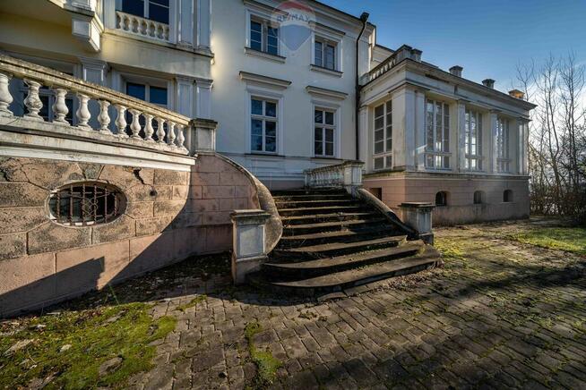 PAŁAC NAD JEZIOREM | 4 HA | GOTOWY DO ARANŻACJI