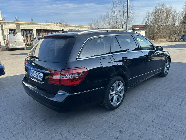 Mercedes E 320 E220 CDI 170 KM, Avangarda Ostatni serwis 8 TYŚ. Mega zadbany, Automat
