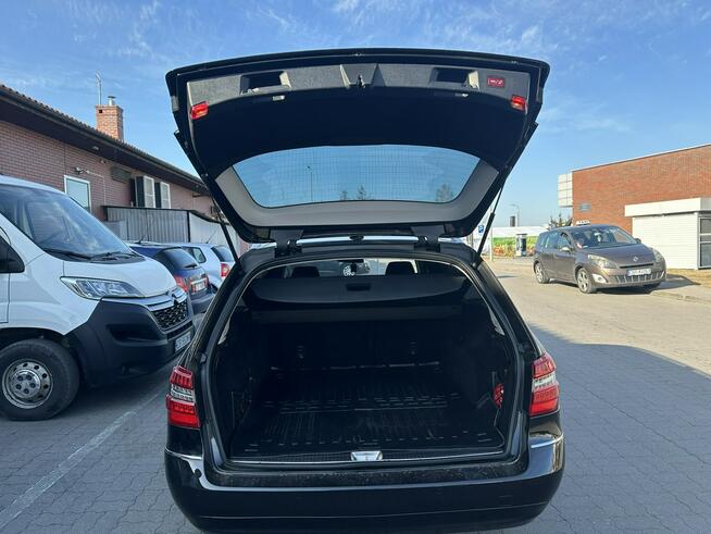 Mercedes E 320 E220 CDI 170 KM, Avangarda Ostatni serwis 8 TYŚ. Mega zadbany, Automat