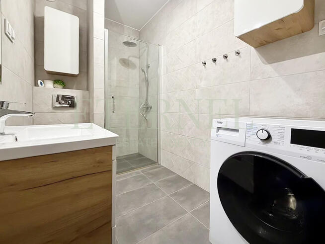 Mieszkanie 3-pokojowe z garażem 45m2 – Domagały